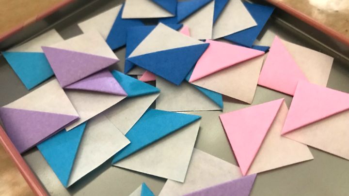折り紙ブックマーク（三角のしおり）